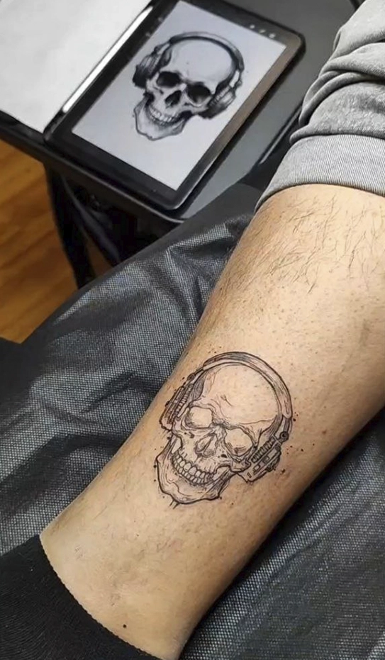 blackwork calavera malaga proceso